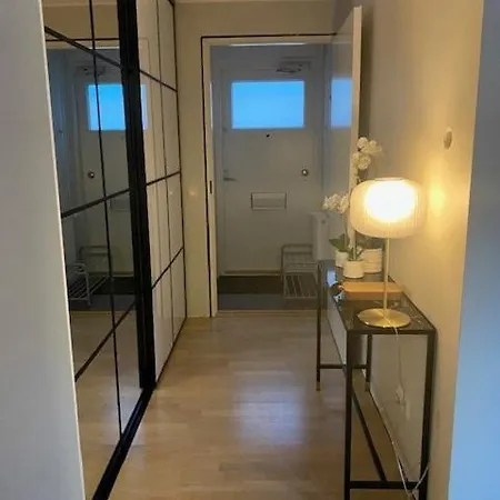 Lovely 1-bedroom With Patio And Sauna Tampere